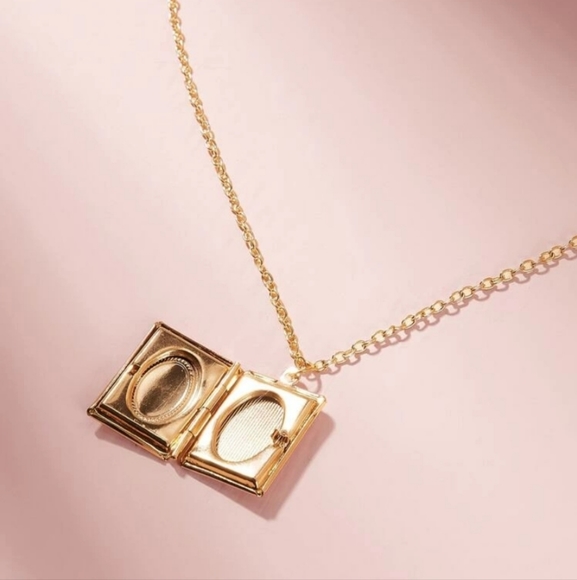 *Kitty* Book Locket Pendant Necklace - Picture 2 of 3